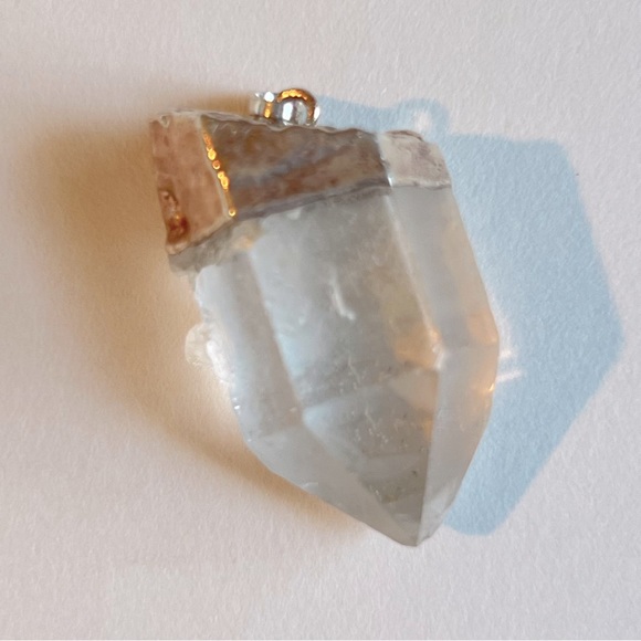Chunky Clear Crystal Quartz pendant encrusted in silver - Picture 4 of 5